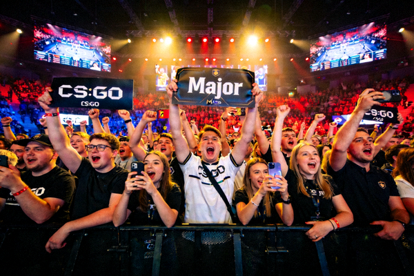 《CS:GO》Major锦标赛决赛现场观众热情欢呼 - 气氛热烈